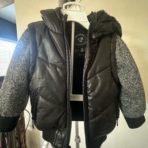 Stylish URBAN REPUBLIC blk winter coat. Size 18 mo.